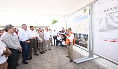 La STC anunció una inversión de 251.8 millones de pesos en el desnivel Baca e Yucatán y en el distribuidor vial salida a Puerto Progreso. Foto: SCT.