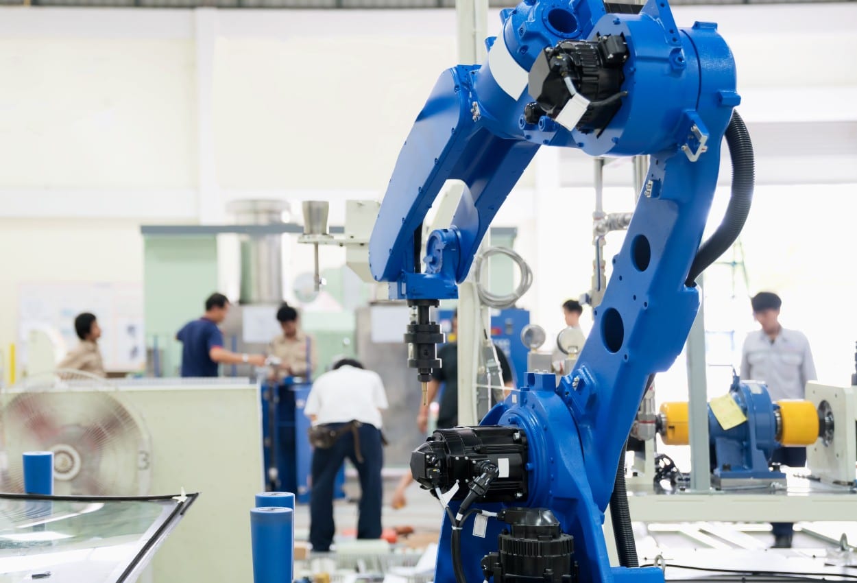 Cómo la digitalización de la industria manufacturera está construyendo la fábrica del futuro (II)