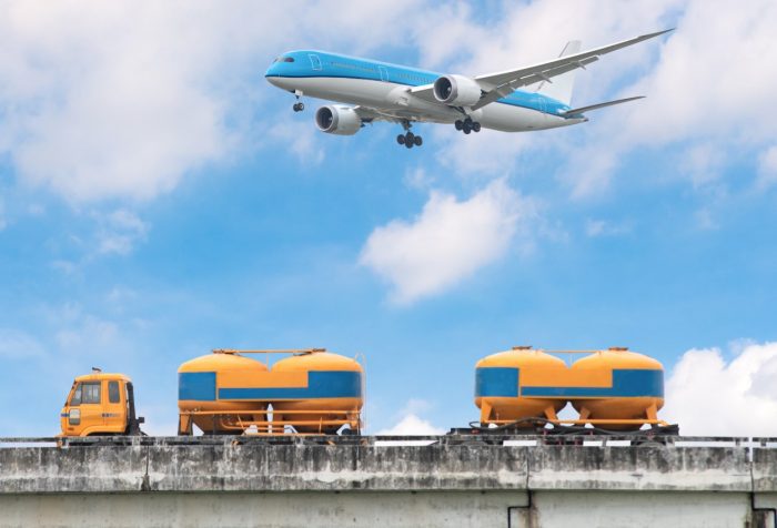 Cooperación de la industria, sostenibilidad y modernización, claves para la recuperación de la carga aérea