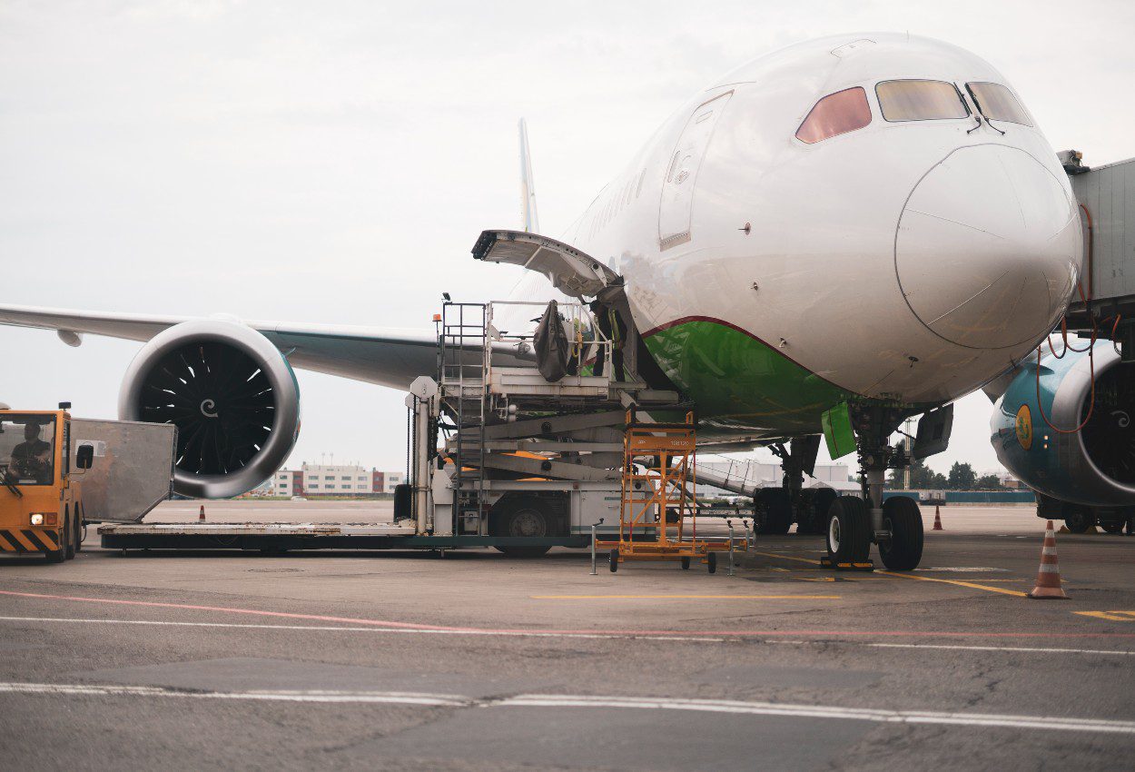 El sector de carga aérea global creció 9.1% en septiembre
