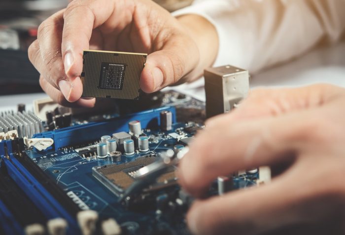 Escasez de partes electrónicas podría durar hasta 2023