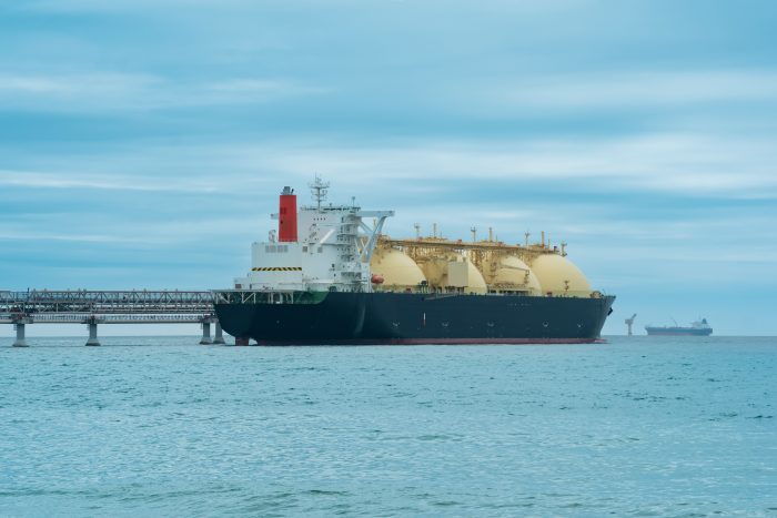 Construirán buques portacontenedores impulsados por gas natural licuado