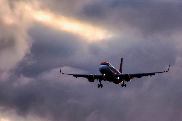 Expertos creen que demanda de transporte aéreo será débil a inicios de año