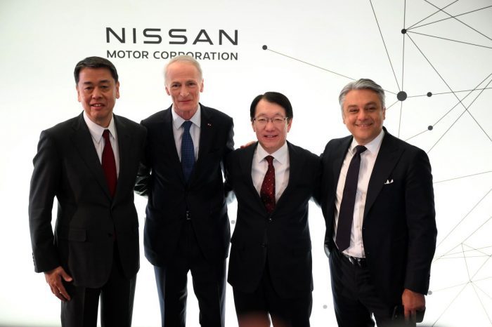 Los fabricantes de coches Renault y Nissan “equilibran” su alianza